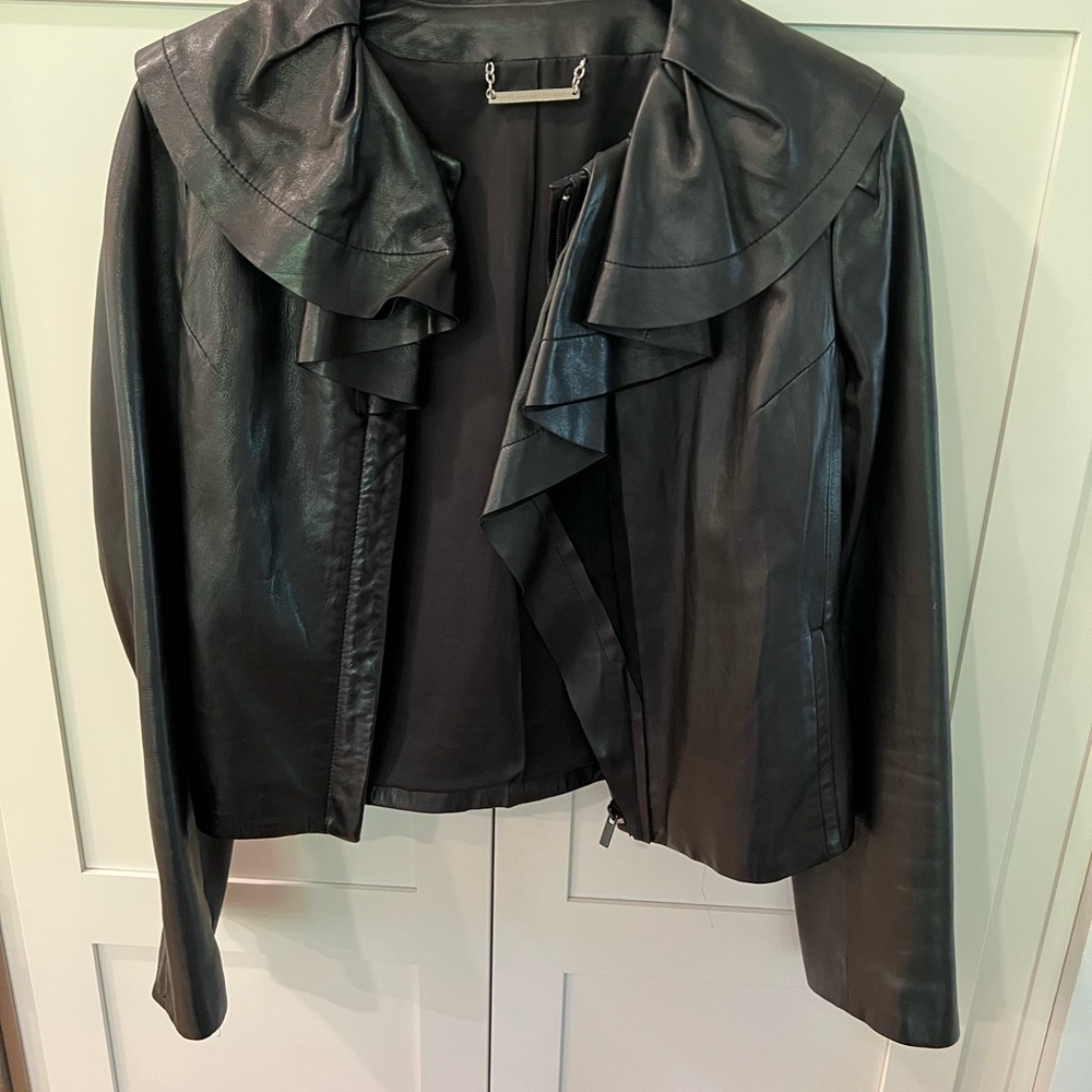 DVF Diane Von Furstenberg Black Leather Jacket Ruffle Front Collar Sz 4